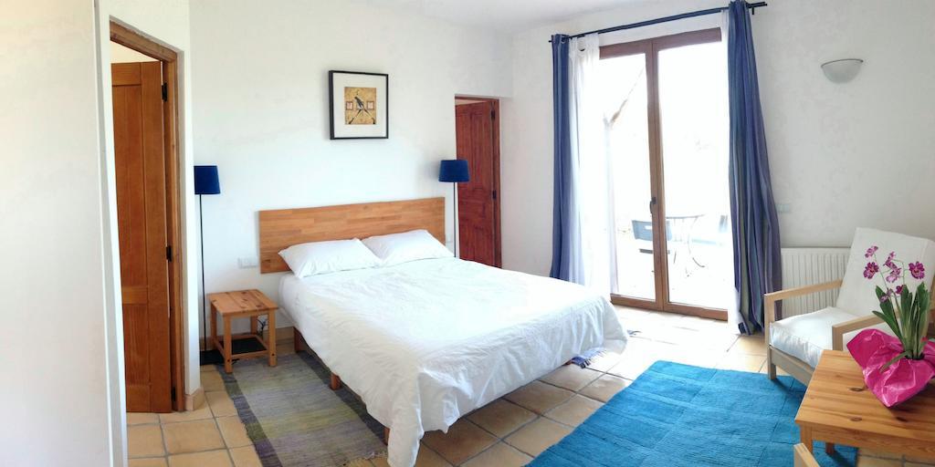Alen D'Aragon Guest House Santa Eulalia de Gallego Phòng bức ảnh