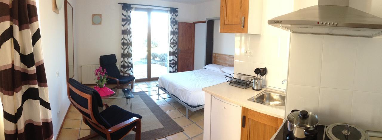 Alen D'Aragon Guest House Santa Eulalia de Gallego Ngoại thất bức ảnh